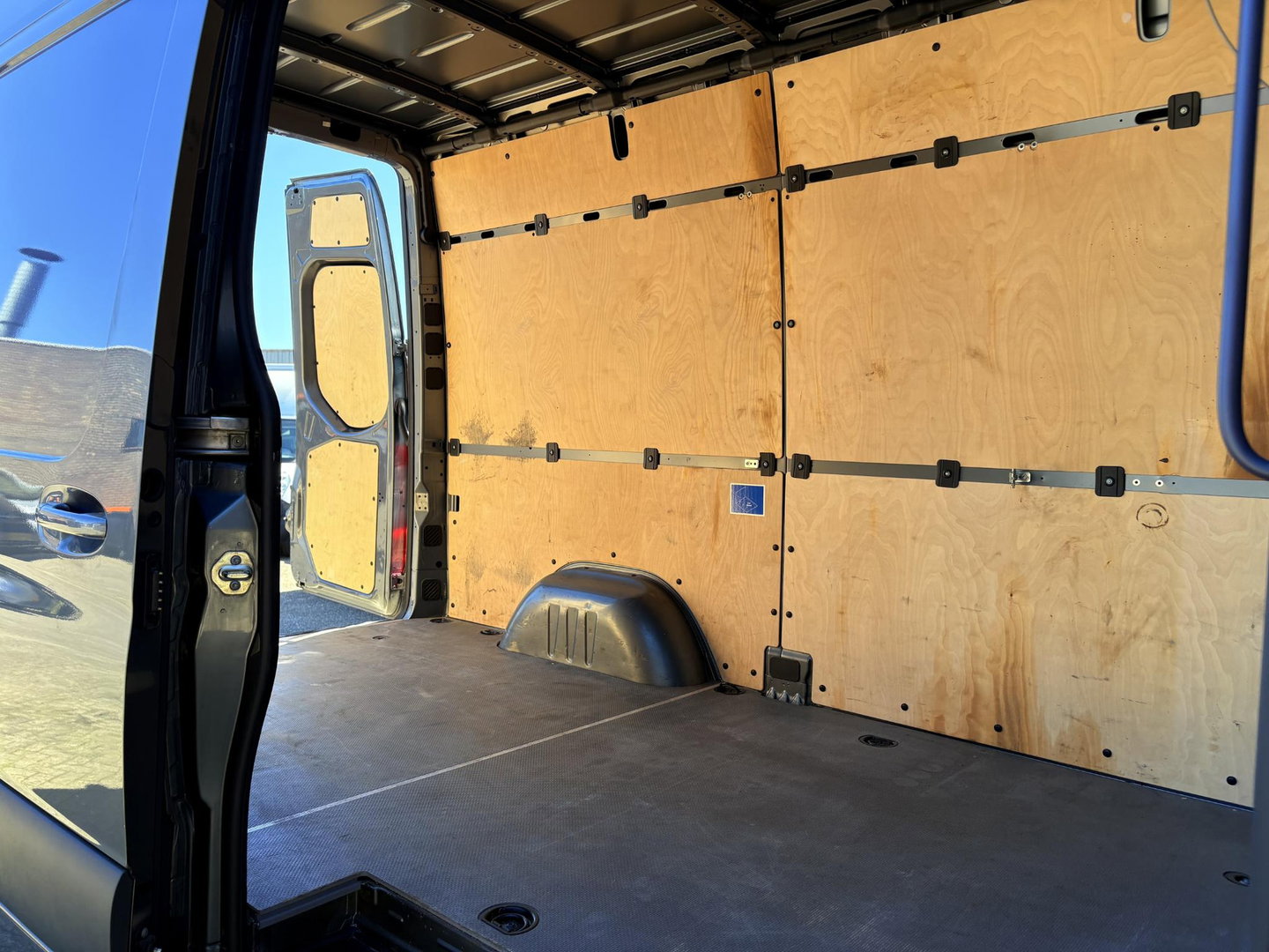 Mercedes-Benz Sprinter 317 1.9 CDI L2H2 RWD | STOELVERW. | DIKKE WIELEN | FRONTSPLITTER | STEPS