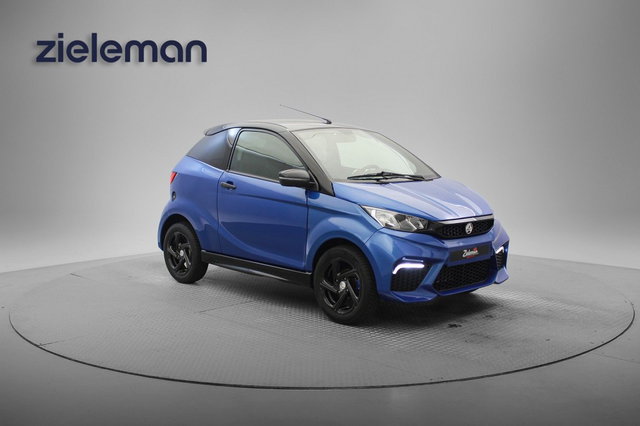 Aixam Coupé - Gti dCi - 2022 - 4.931 Km - Camera, Leer, PDC