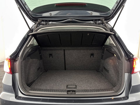 SEAT Arona 1.0 TSI Style Business Intense (INCL.BTW) Aut. *ADAPTIVE-CRUISE | NAVI-FULLMAP | KEYLESS | CAMERA | DAB | CARPLAY | PRIVACY-GLASS | ECC | PDC | 16''ALU*