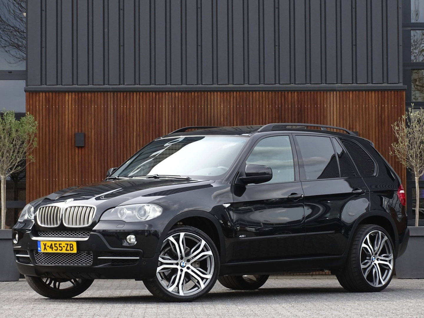 BMW X5 4.8is V8 355PK / High Exc. / M-pakket / LED