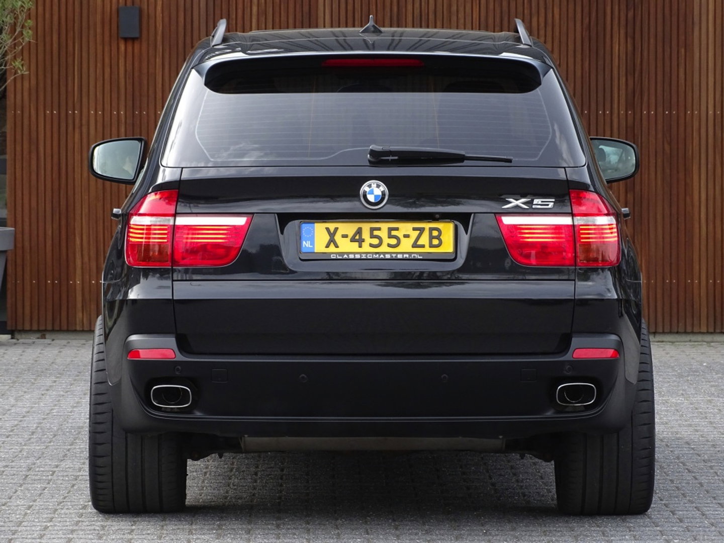 BMW X5 4.8is V8 355PK / High Exc. / M-pakket / LED
