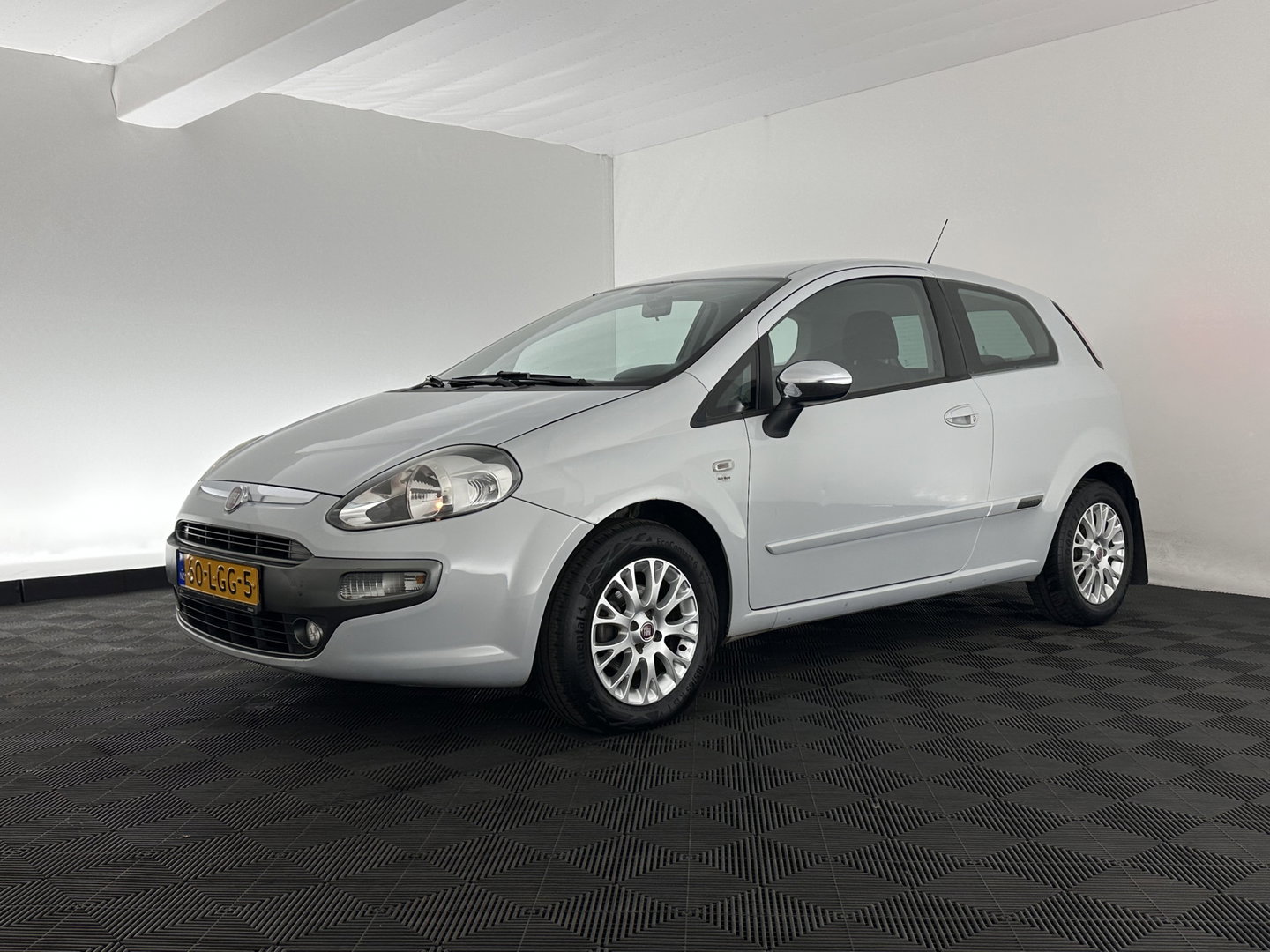 Fiat Punto Evo 1.2 Dynamic *AIRCO | CRUISE | COMFORT-SEATS | 15''ALU*