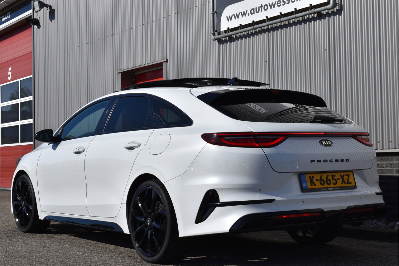 Kia ProCeed