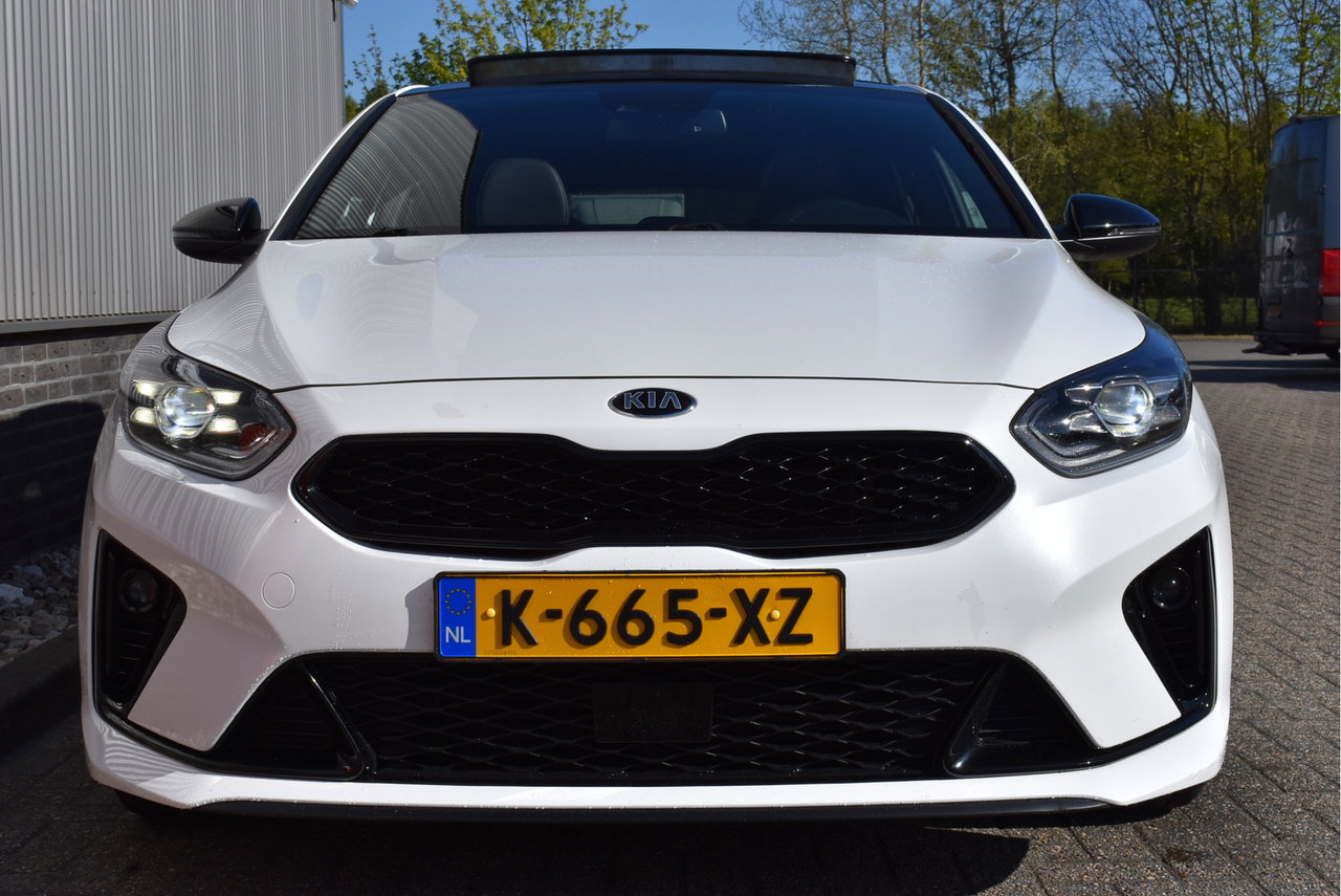 Kia ProCeed