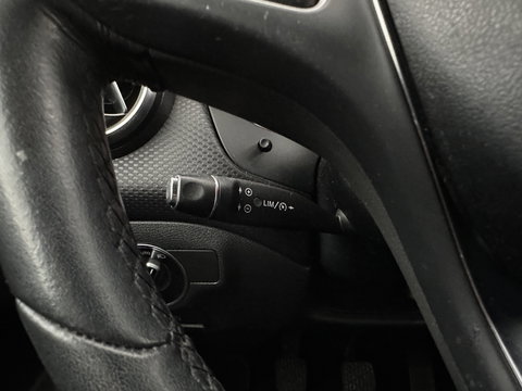 Mercedes-Benz A-Klasse 180 d Business Solution *LEATHER-FABRIC | FULL-LED | NAVI-FULLMAP | CAMERA | HEATED-SPORTSEATS | PRIVACY-GLASS | ECC | PDC | CRUISE | 16''ALU*