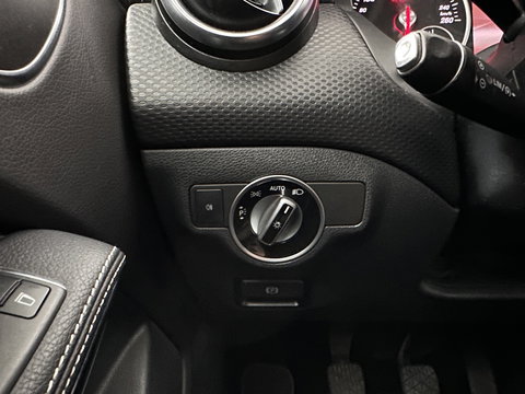 Mercedes-Benz A-Klasse 180 d Business Solution *LEATHER-FABRIC | FULL-LED | NAVI-FULLMAP | CAMERA | HEATED-SPORTSEATS | PRIVACY-GLASS | ECC | PDC | CRUISE | 16''ALU*