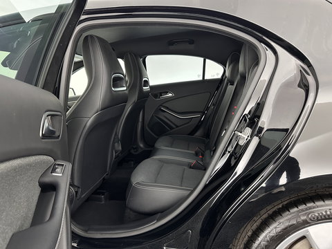 Mercedes-Benz A-Klasse 180 d Business Solution *LEATHER-FABRIC | FULL-LED | NAVI-FULLMAP | CAMERA | HEATED-SPORTSEATS | PRIVACY-GLASS | ECC | PDC | CRUISE | 16''ALU*