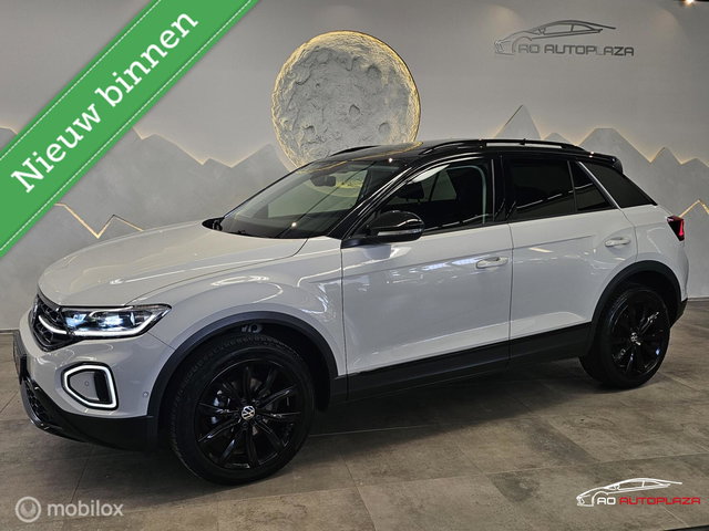 Volkswagen T-Roc - 1.5 TSI Style Ascot grey/Panorama/Keyless/IQ Light/Black Style