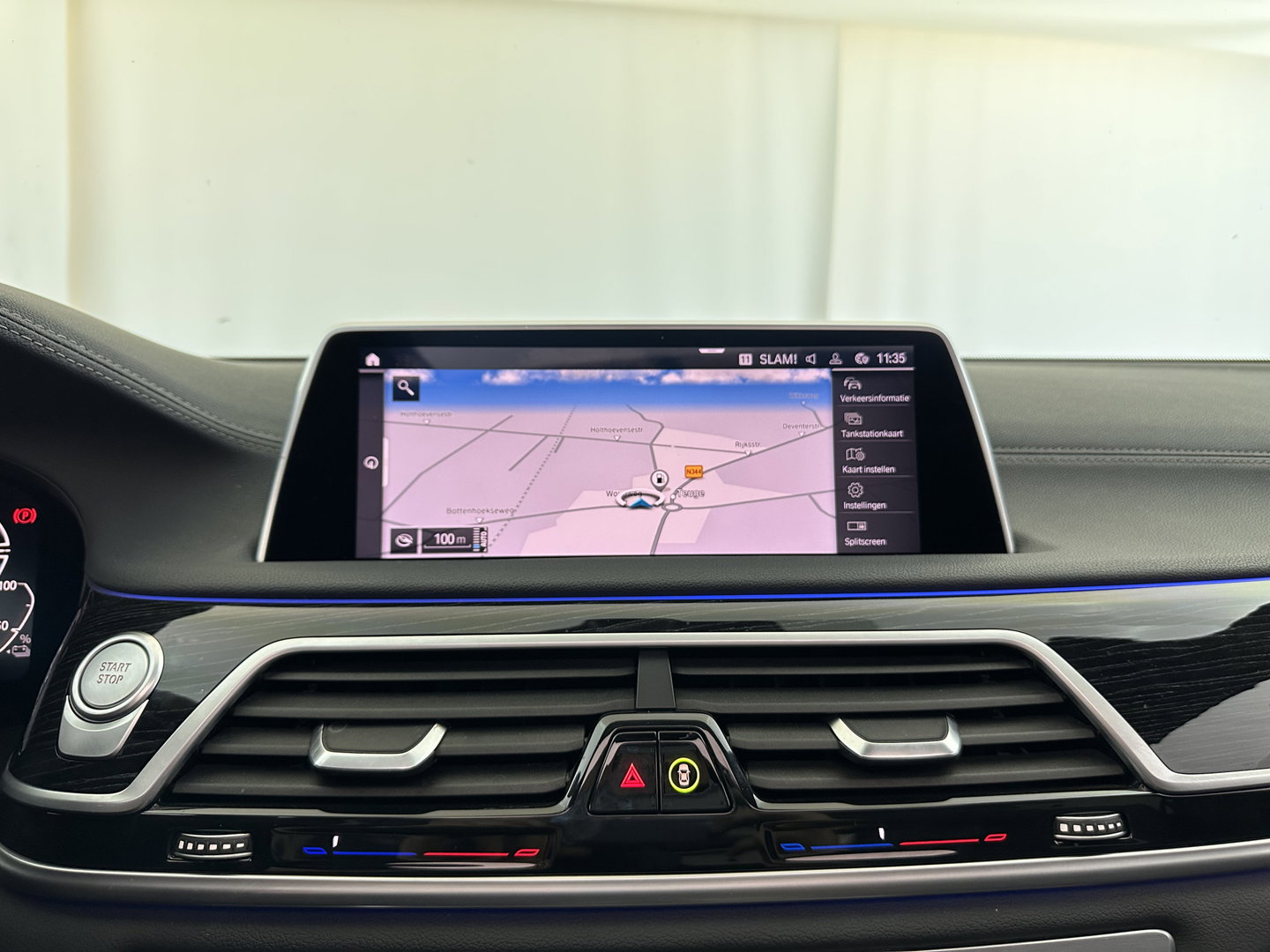 BMW 7 Serie 745e High Executive M-Sportpack *PANO | LEATHER | LASER-LIGHT | HEAD-UP | ADAPTIVE-CRUISE | BLINDSPOT | SOFT-CLOSE | HARMAN/KARDON | NIGHT-VISION | MEMORY-PACK | DIGI-COCKPIT | KEYLESS | DAB+ | CAMERA | HEATED-COMFORTSEATS