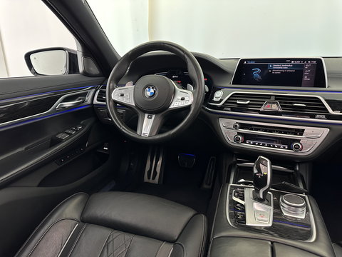 BMW 7 Serie 745e High Executive M-Sportpack *PANO | LEATHER | LASER-LIGHT | HEAD-UP | ADAPTIVE-CRUISE | BLINDSPOT | SOFT-CLOSE | HARMAN/KARDON | NIGHT-VISION | MEMORY-PACK | DIGI-COCKPIT | KEYLESS | DAB+ | CAMERA | HEATED-COMFORTSEATS