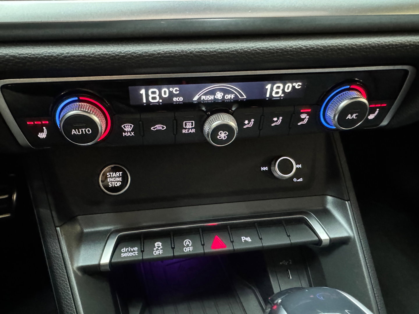 Audi Q3 Sportback 35 TFSI 3x S Line Pano|Sfeer|Keyles|Trekhaak