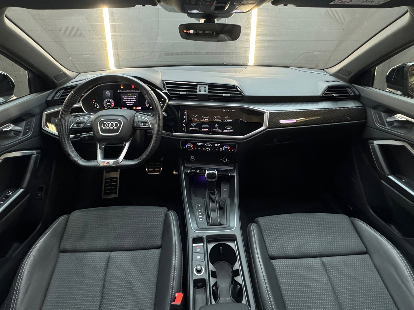 Audi Q3 Sportback 35 TFSI 3x S Line Pano|Sfeer|Keyles|Trekhaak