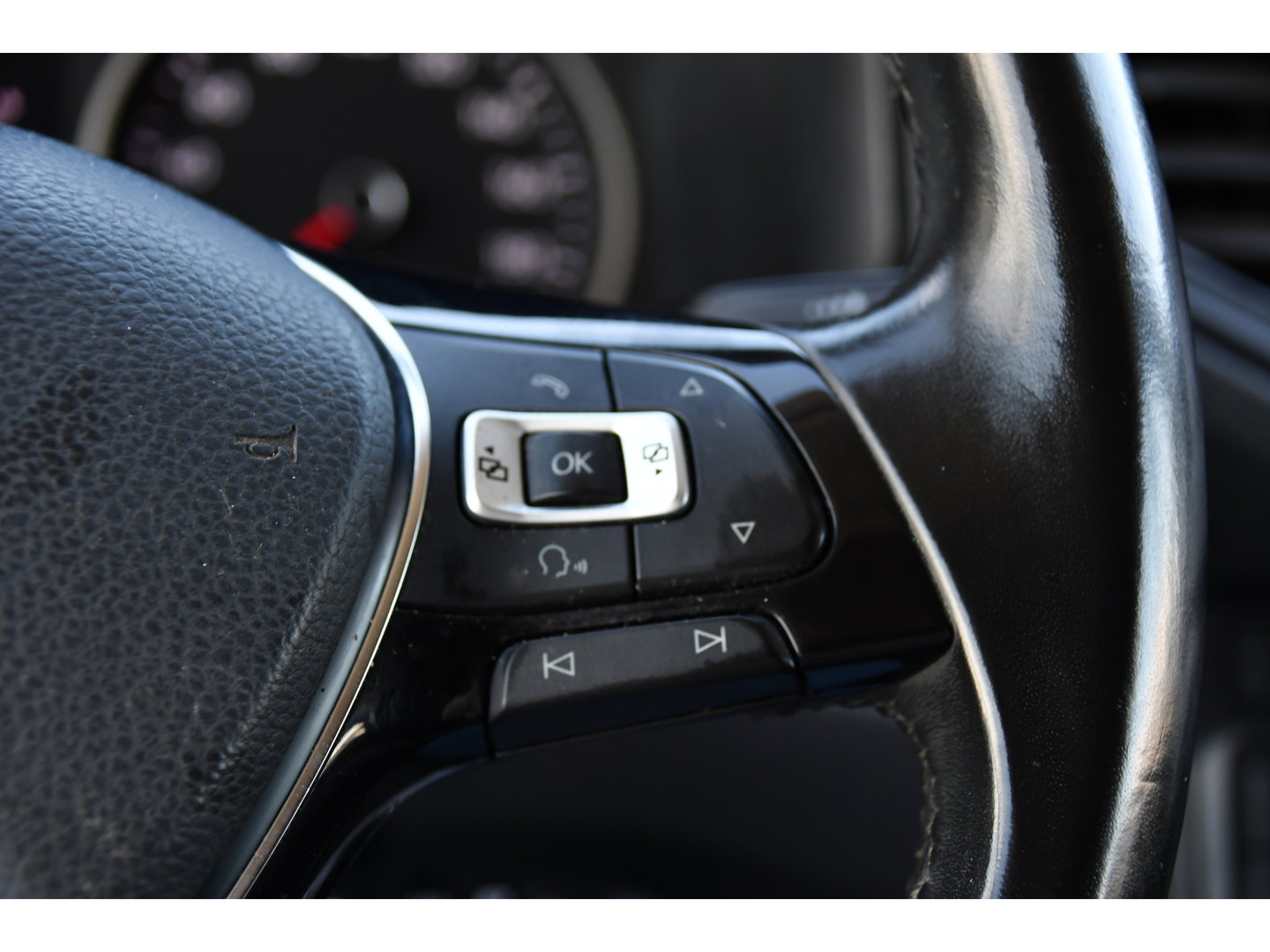 Volkswagen Crafter 30 2.0 TDI L3H3 PB Edition Camera, Adaptieve Cruise, Carplay, LED, Leder, 177pk, Automaat, Stoelverwarming, Vooruit verwarming, Stuur verwarming, Uniek!