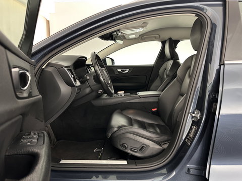 Volvo V60 2.0 T8 Recharge AWD Inscription (INCL.BTW) Aut. *LEATHER | FULL-LED | ADAPTIVE-CRUISE | MEMORY-PACK | KEYLESS | BLINDSPOT | TOP-VIEW | DIGI-COCKPIT | LANE-ASSIST | NAVI-FULLMAP | TOWBAR | HEATED-SEATS | ECC | PDC | DAB | 18