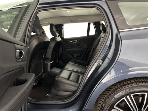Volvo V60 2.0 T8 Recharge AWD Inscription (INCL.BTW) Aut. *LEATHER | FULL-LED | ADAPTIVE-CRUISE | MEMORY-PACK | KEYLESS | BLINDSPOT | TOP-VIEW | DIGI-COCKPIT | LANE-ASSIST | NAVI-FULLMAP | TOWBAR | HEATED-SEATS | ECC | PDC | DAB | 18