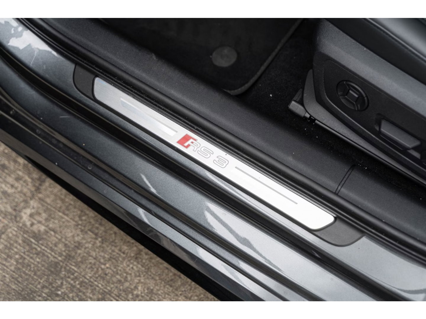 Audi RS3 Sportback 2.5 TFSI RS3 400PK Quattro / B&O / panoramadak / Matrix