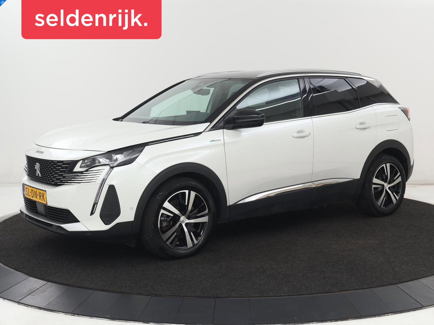 Peugeot 3008 1.6 HYbrid 225 GT Line | SOH 89% | Adaptive cruise | Half leder | Camera | Navigatie | Carplay | Dodehoek detectie | Digital Cockpit | Climate control | Bluetooth | PHEV | Plug In