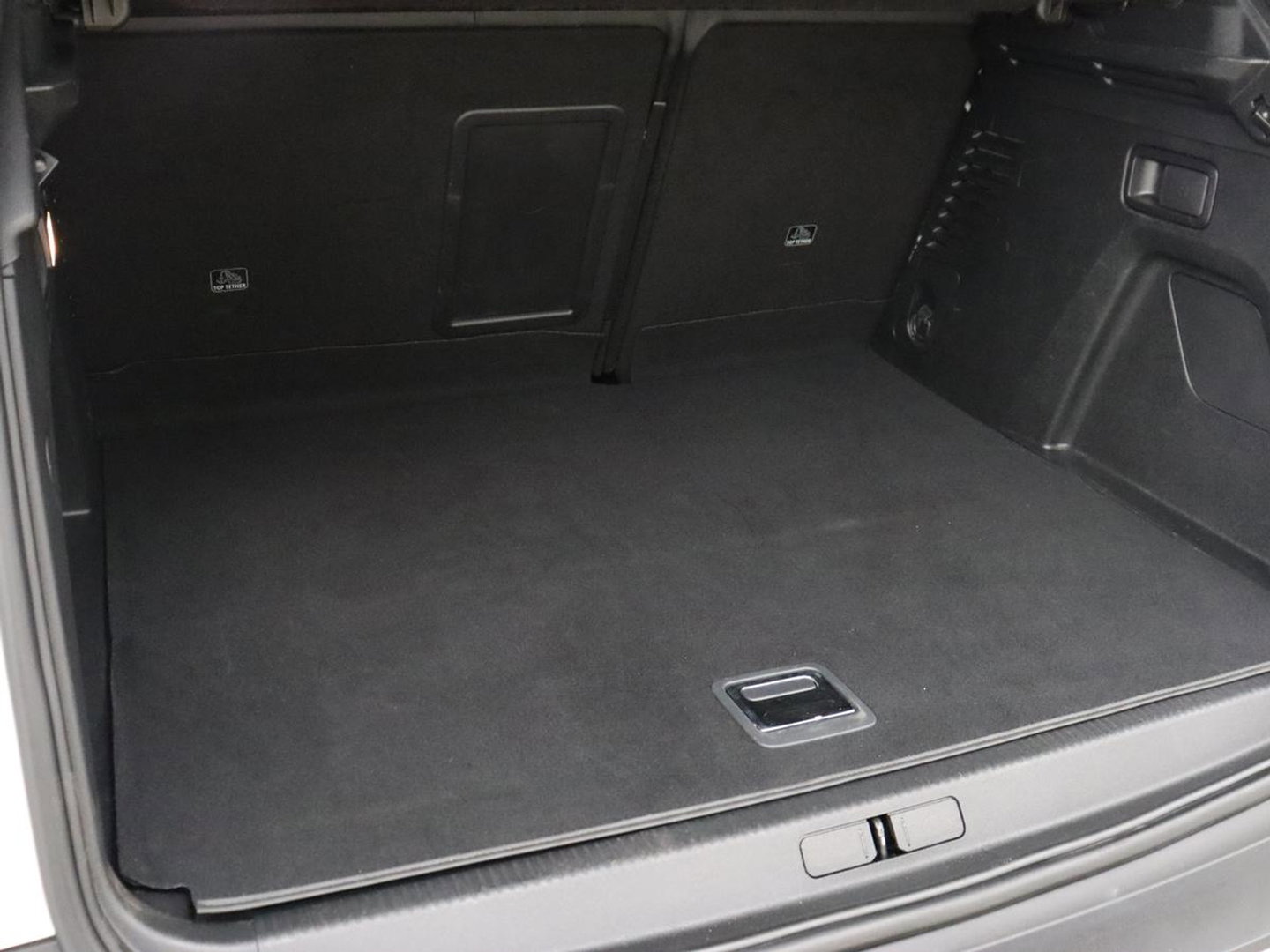 Peugeot 3008 1.6 HYbrid 225 GT | SOH 89% | Adaptive cruise | Half leder | Camera | Navigatie | Carplay | Dodehoek detectie | Digital Cockpit | Climate control | Bluetooth | PHEV | Plug In