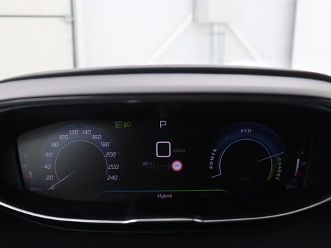 Peugeot 3008 1.6 HYbrid 225 GT | SOH 89% | Adaptive cruise | Half leder | Camera | Navigatie | Carplay | Dodehoek detectie | Digital Cockpit | Climate control | Bluetooth | PHEV | Plug In