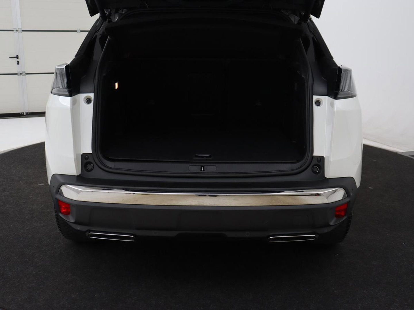 Peugeot 3008 1.6 HYbrid 225 GT | SOH 89% | Adaptive cruise | Half leder | Camera | Navigatie | Carplay | Dodehoek detectie | Digital Cockpit | Climate control | Bluetooth | PHEV | Plug In