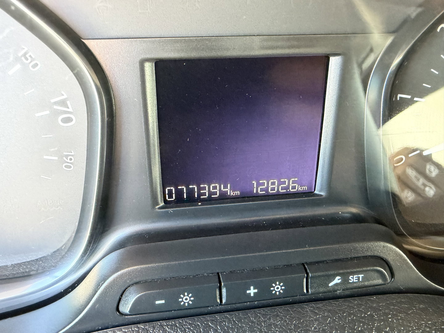 Opel Vivaro 1.5 CDTI L2H1 Selection / vaste prijs rijlaar € 18.950 ex btw / euro 6 / bpm vrij / lease vanaf € 319 / dubbele schuideur / zwart metallic / airco / cruise / trekhaak !