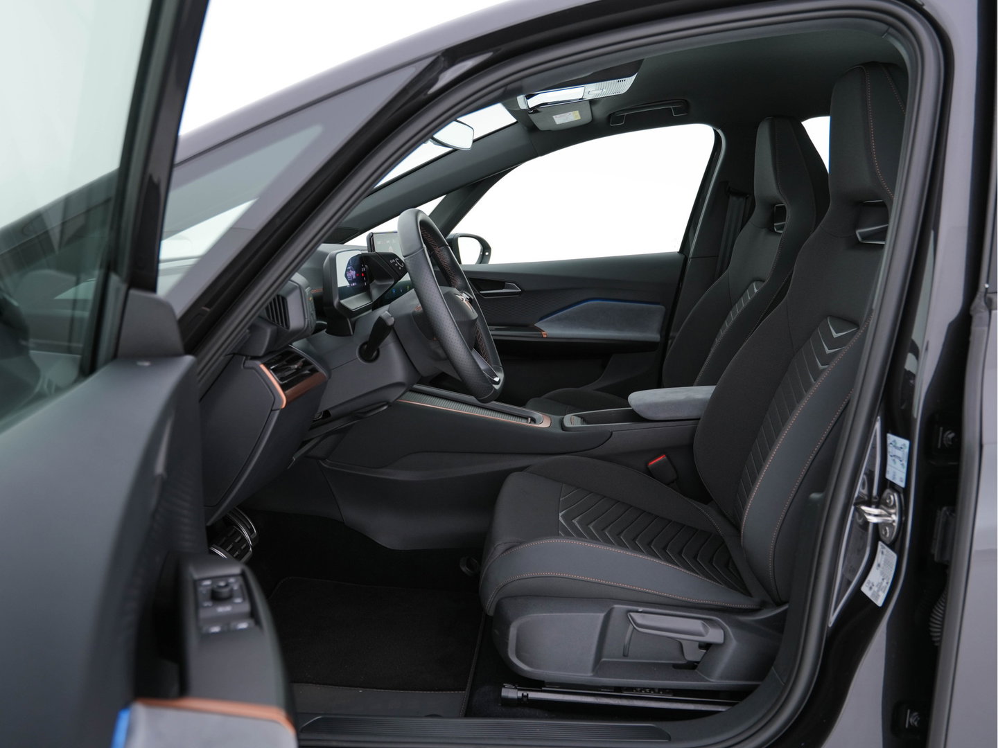 CUPRA Born Adrenaline 62 kWh [ 3-Fase-11kW ] {SOH-95%} (INCL-BTW) *HEATPUMP | ADAPTIVE-CRUISE | FULL-LED | MICROFIBRE | TOPVIEW | BLIND-SPOT | KEYLESS | NAVI-FULLMAP | ECC | PDC | DIGI-COCKPIT |  CARPLAY | SPORTSEATS | 19"ALU*