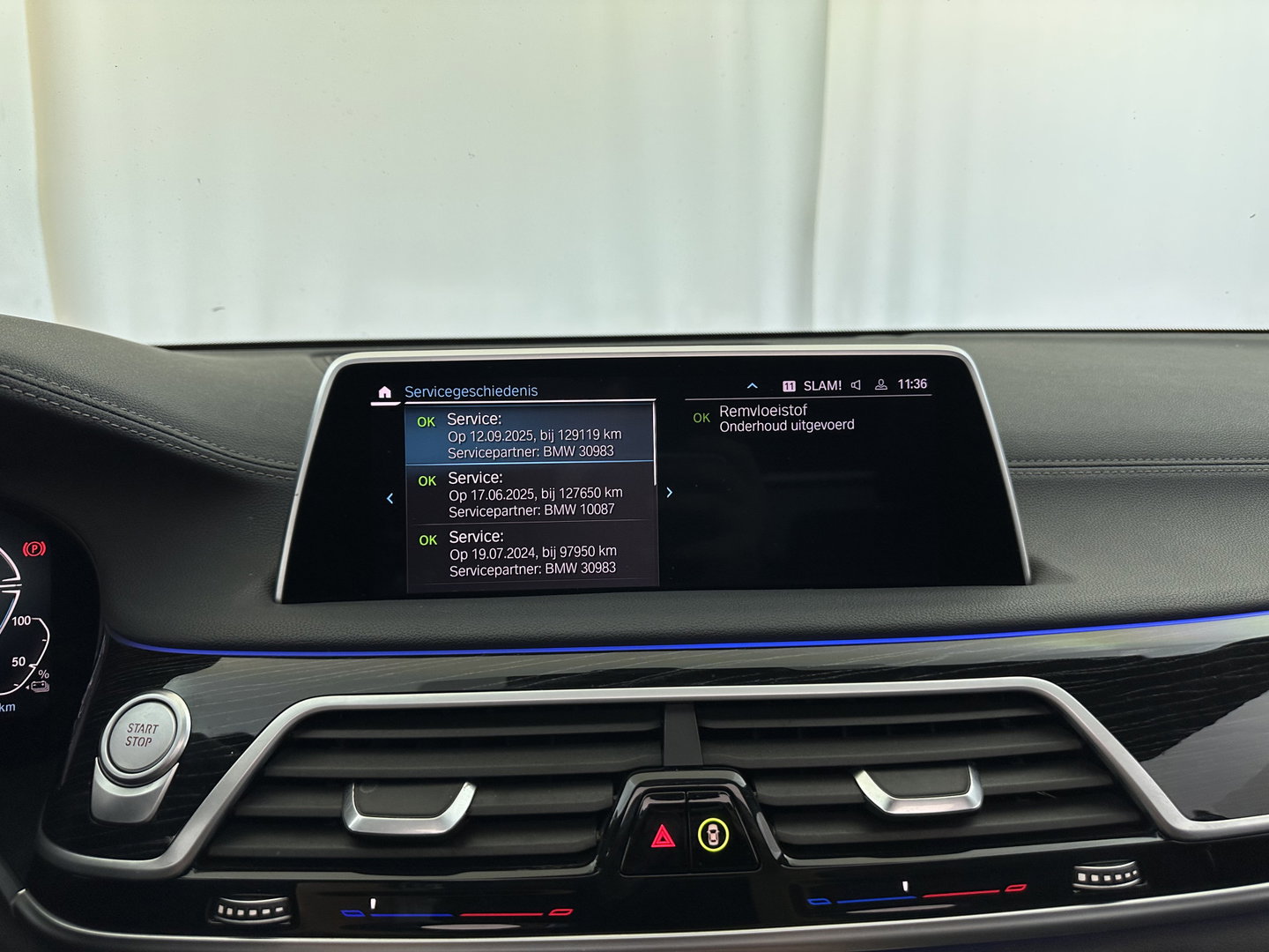 BMW 7 Serie 745e High Executive M-Sportpack *PANO | LEATHER | LASER-LIGHT | HEAD-UP | ADAPTIVE-CRUISE | BLINDSPOT | SOFT-CLOSE | HARMAN/KARDON | NIGHT-VISION | MEMORY-PACK | DIGI-COCKPIT | KEYLESS | DAB+ | CAMERA | HEATED-COMFORTSEATS