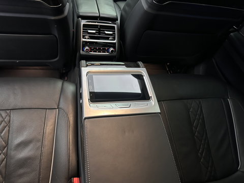 BMW 7 Serie 745e High Executive M-Sportpack *PANO | LEATHER | LASER-LIGHT | HEAD-UP | ADAPTIVE-CRUISE | BLINDSPOT | SOFT-CLOSE | HARMAN/KARDON | NIGHT-VISION | MEMORY-PACK | DIGI-COCKPIT | KEYLESS | DAB+ | CAMERA | HEATED-COMFORTSEATS