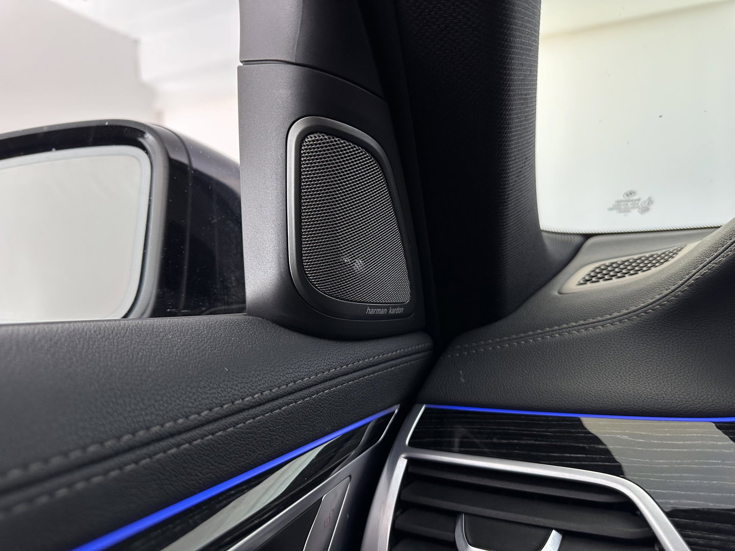 BMW 7 Serie 745e High Executive M-Sportpack *PANO | LEATHER | LASER-LIGHT | HEAD-UP | ADAPTIVE-CRUISE | BLINDSPOT | SOFT-CLOSE | HARMAN/KARDON | NIGHT-VISION | MEMORY-PACK | DIGI-COCKPIT | KEYLESS | DAB+ | CAMERA | HEATED-COMFORTSEATS