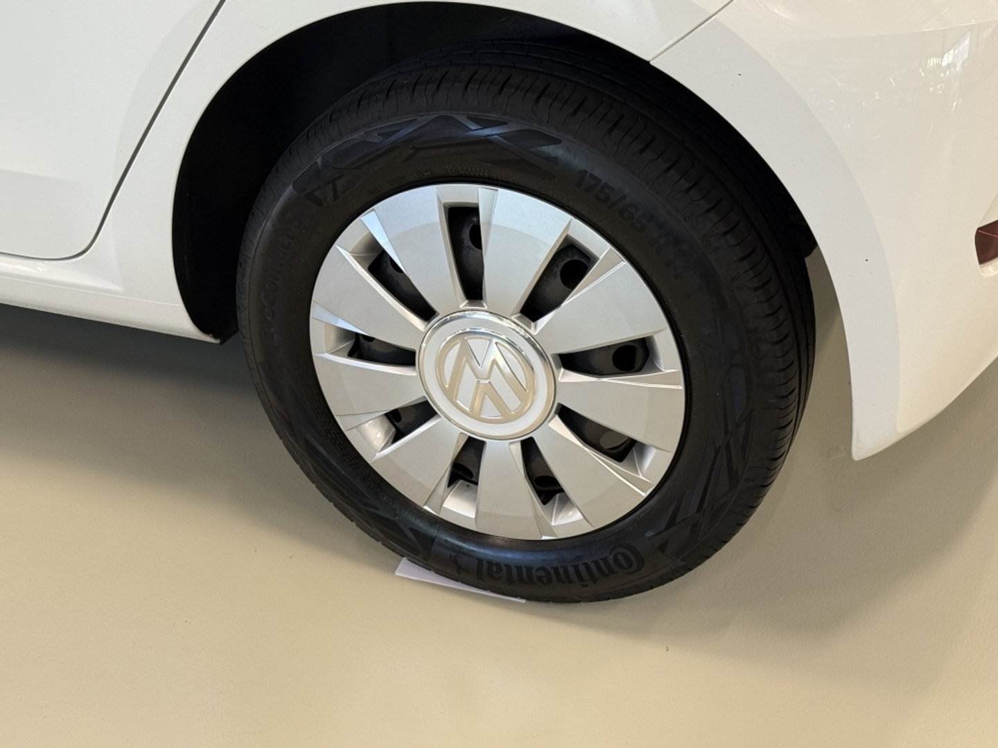 Volkswagen up! 1.0 BMT move up! / luxe pakket / LED *NAP*