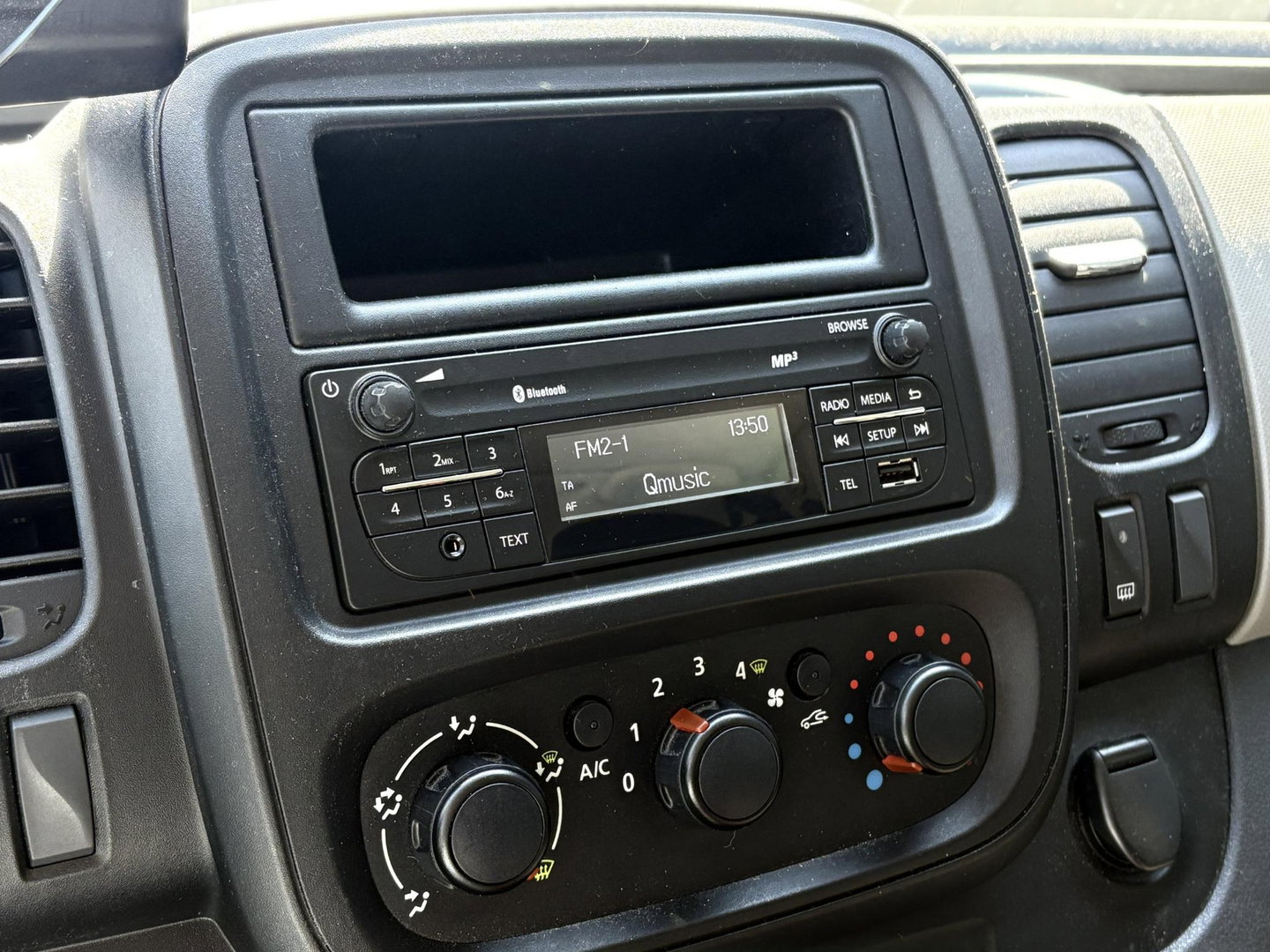 Renault Trafic 1.6 dCi T29 L2H1 DC Comfort | MARGE | NETTE BUS | CRUISE | AIRCO