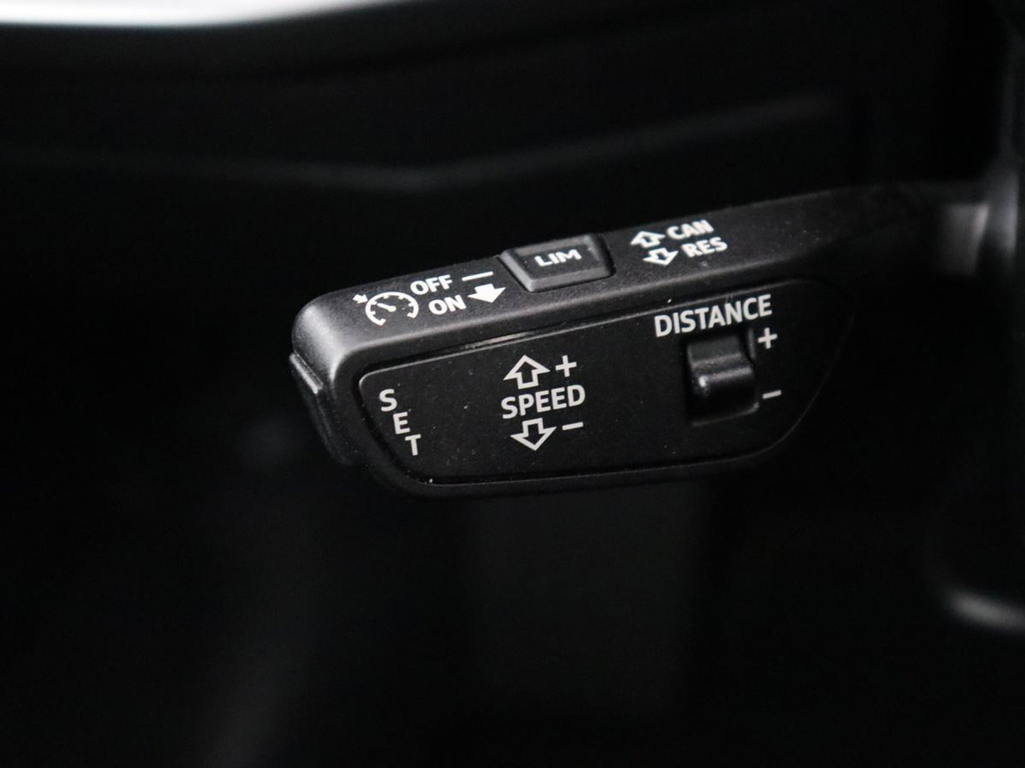 Audi A3 30 TFSI Pro Line | Carplay | Full LED | Climate control | Virtual Cockpit | Parkeerhulp | Cruise control | DAB | Bluetooth