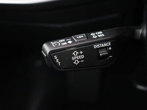 Audi A3 30 TFSI Pro Line | Carplay | Full LED | Climate control | Virtual Cockpit | Parkeerhulp | Cruise control | DAB | Bluetooth