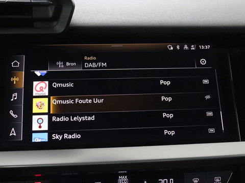 Audi A3 30 TFSI Pro Line | Carplay | Full LED | Climate control | Virtual Cockpit | Parkeerhulp | Cruise control | DAB | Bluetooth