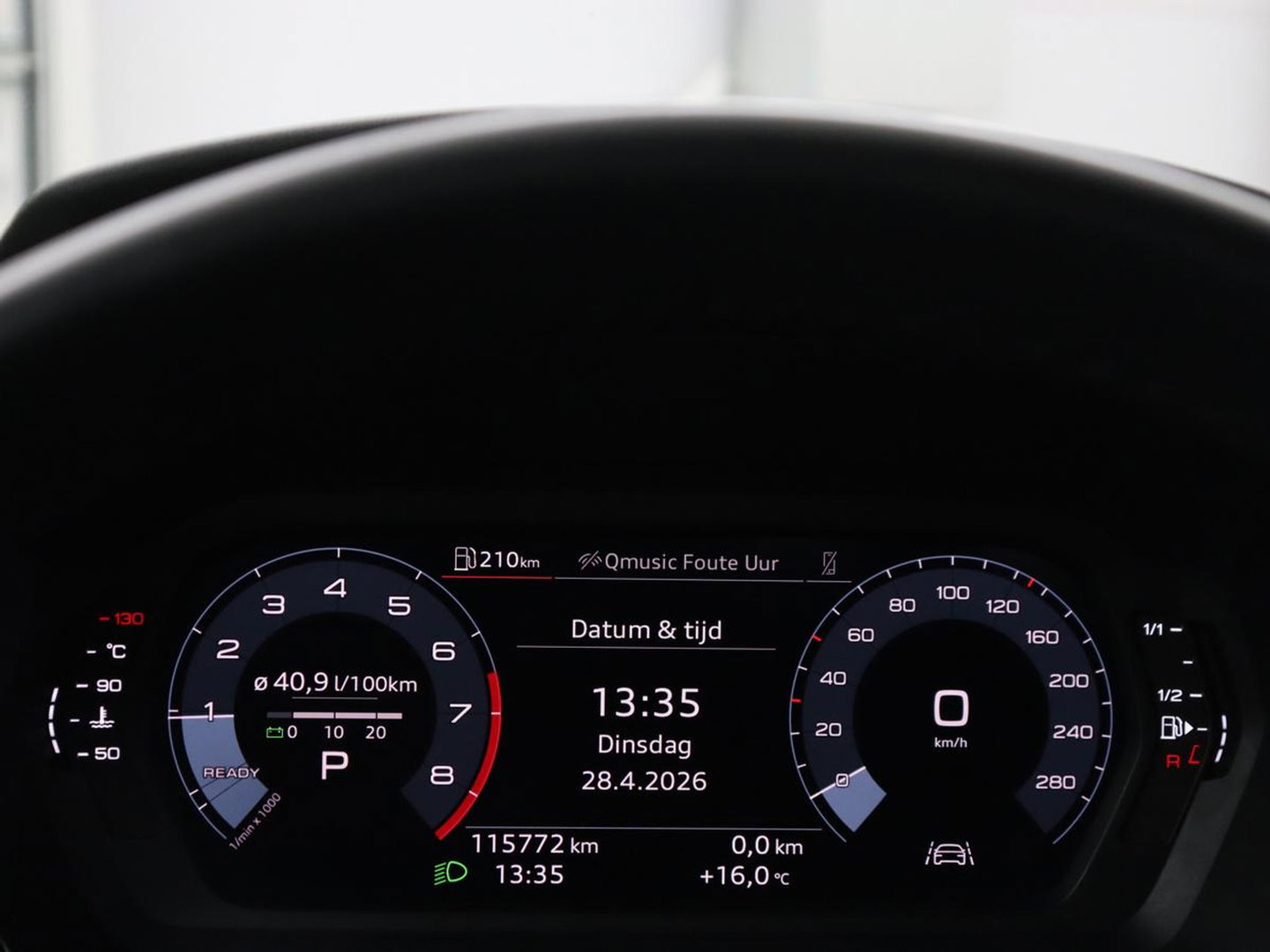 Audi A3 30 TFSI Pro Line | Carplay | Full LED | Climate control | Virtual Cockpit | Parkeerhulp | Cruise control | DAB | Bluetooth