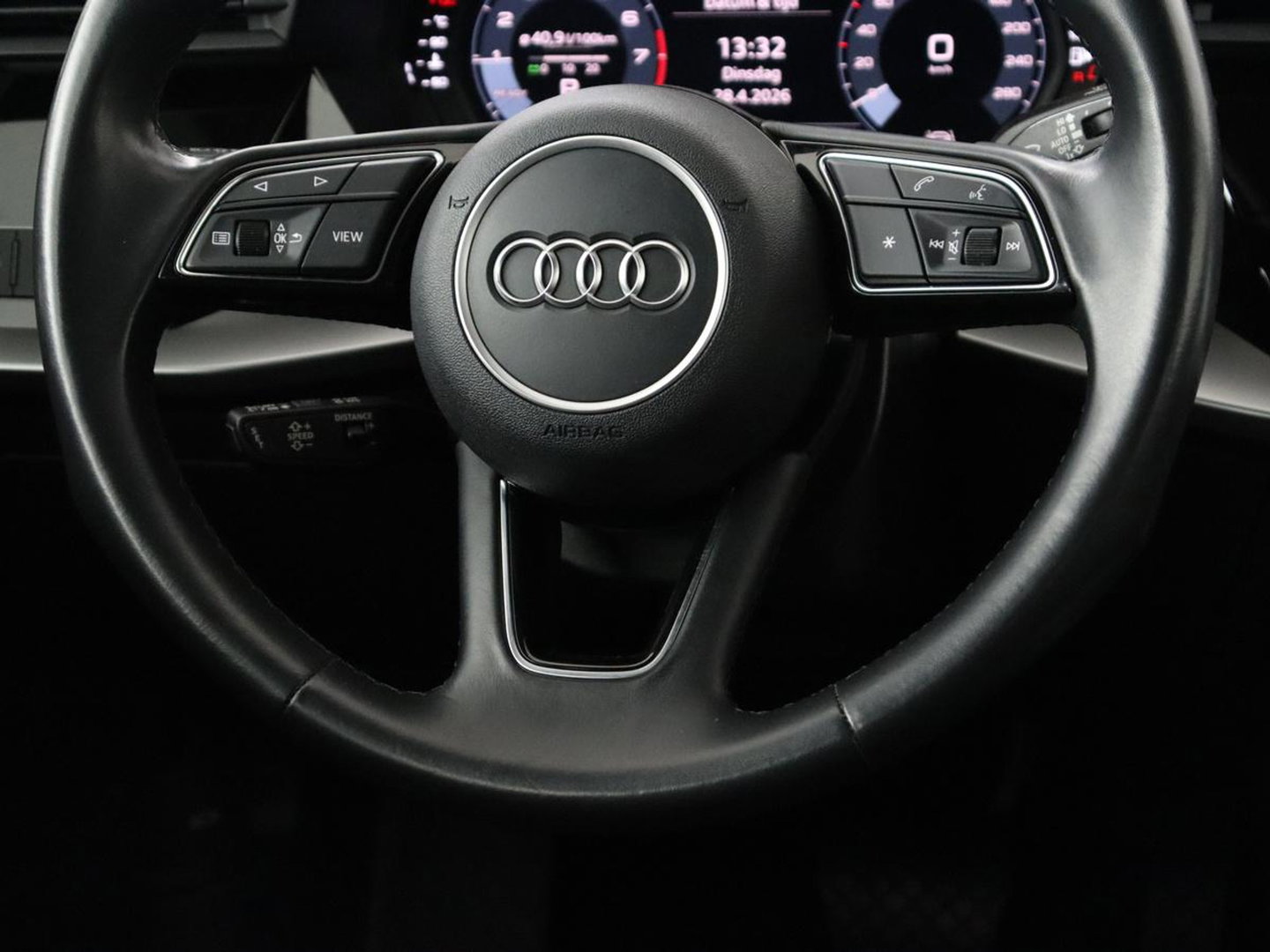 Audi A3 30 TFSI Pro Line | Carplay | Full LED | Climate control | Virtual Cockpit | Parkeerhulp | Cruise control | DAB | Bluetooth