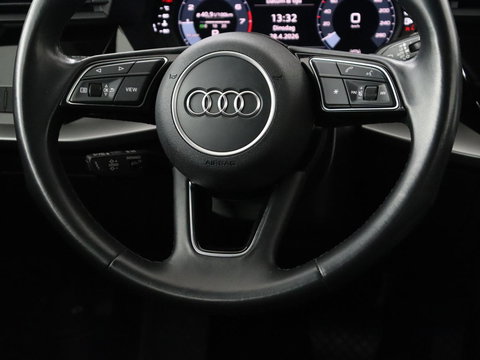Audi A3 30 TFSI Pro Line | Carplay | Full LED | Climate control | Virtual Cockpit | Parkeerhulp | Cruise control | DAB | Bluetooth