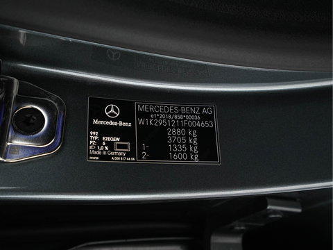 Mercedes-Benz EQE 350+ AMG-Line Launch-Edition 91 kWh *NEW HIGH-VOLTAGE BATTERY* [ 3-Fase-22kW ] Aut. *PANO | BURMESTER-SURROUND | ADAPTIVE-CRUISE | BLINDSPOT | LEATHER-MICROFIBRE | FULL-LED | AMBIENTLIGHT | MEMORY-PACK | DIGI-COCKPIT | SPORTSEATS | CAMERA | KEYLESS | DAB+