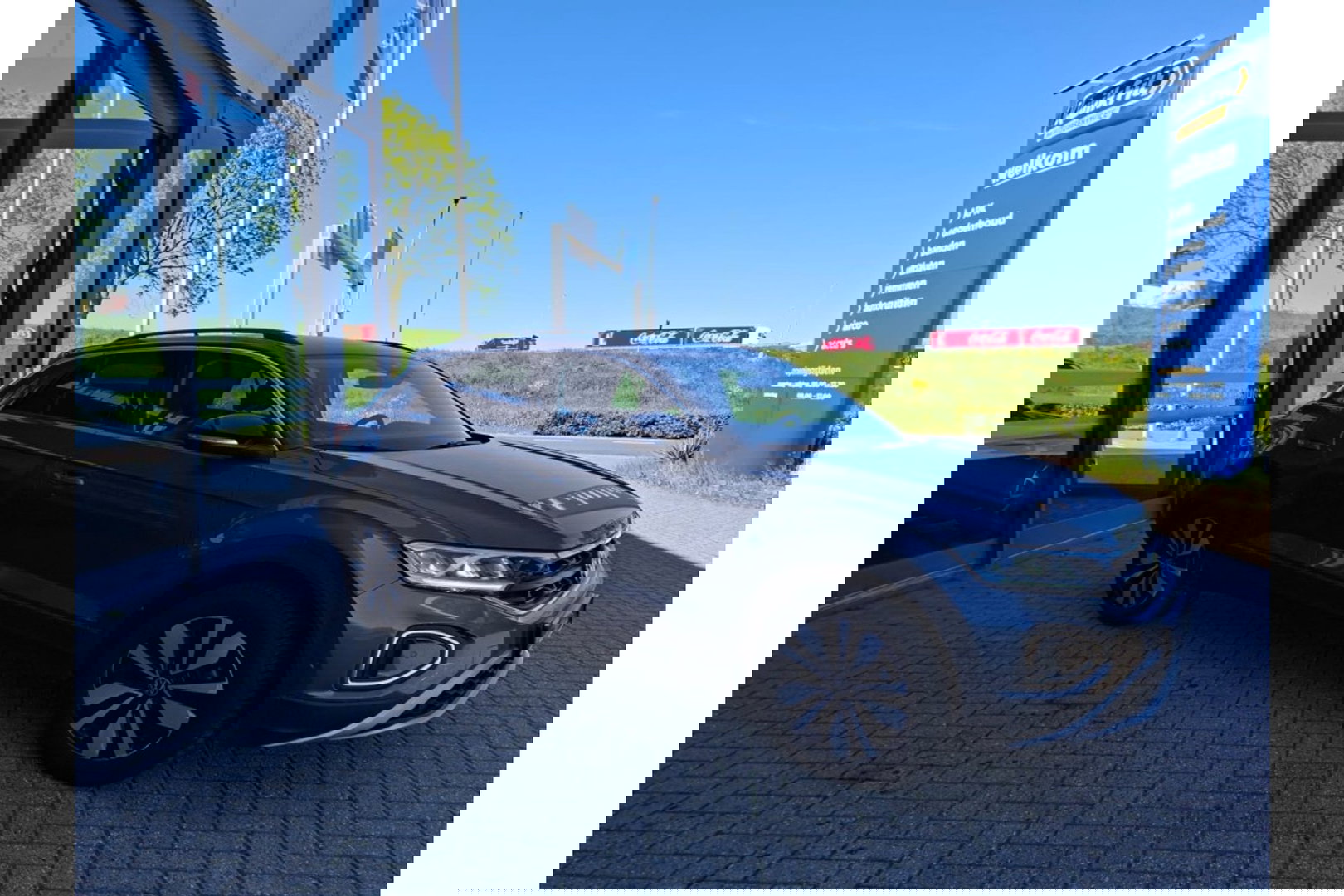 Volkswagen T-Roc 1.0 TSI GOAL EDITION AIRCO NAVI PDC LMV STOELVW