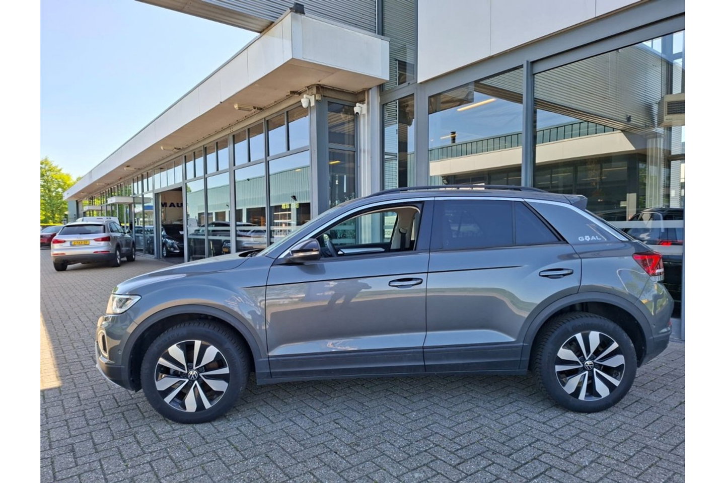 Volkswagen T-Roc 1.0 TSI GOAL EDITION AIRCO NAVI PDC LMV STOELVW