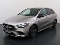 Mercedes-Benz B-Klasse - 250e AMG // Trekhaak // Carplay // Camera // Sfeerverlichting // Nightpakket // LED koplampen