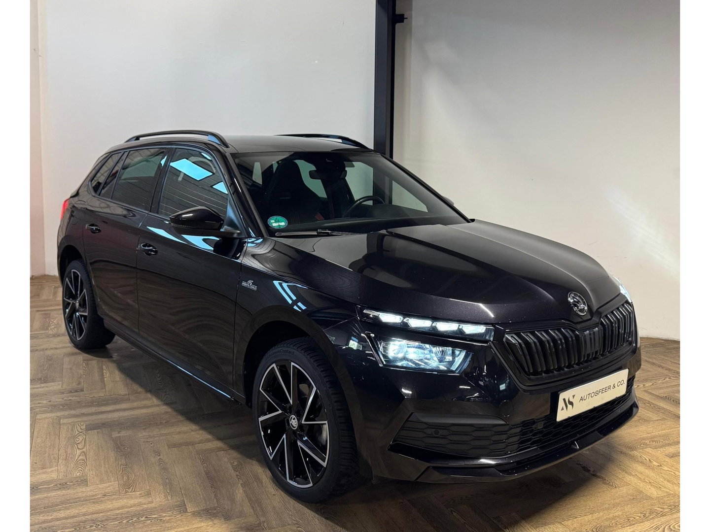 Škoda Kamiq 1.5 TSI ACT Sport Business PANO KEYLESS