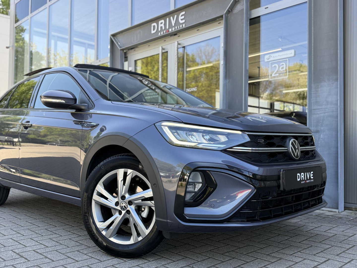 Volkswagen Taigo 1.0 TSI DSG R-Line |Pano|ACC|Virtual|Carplay|Cam|