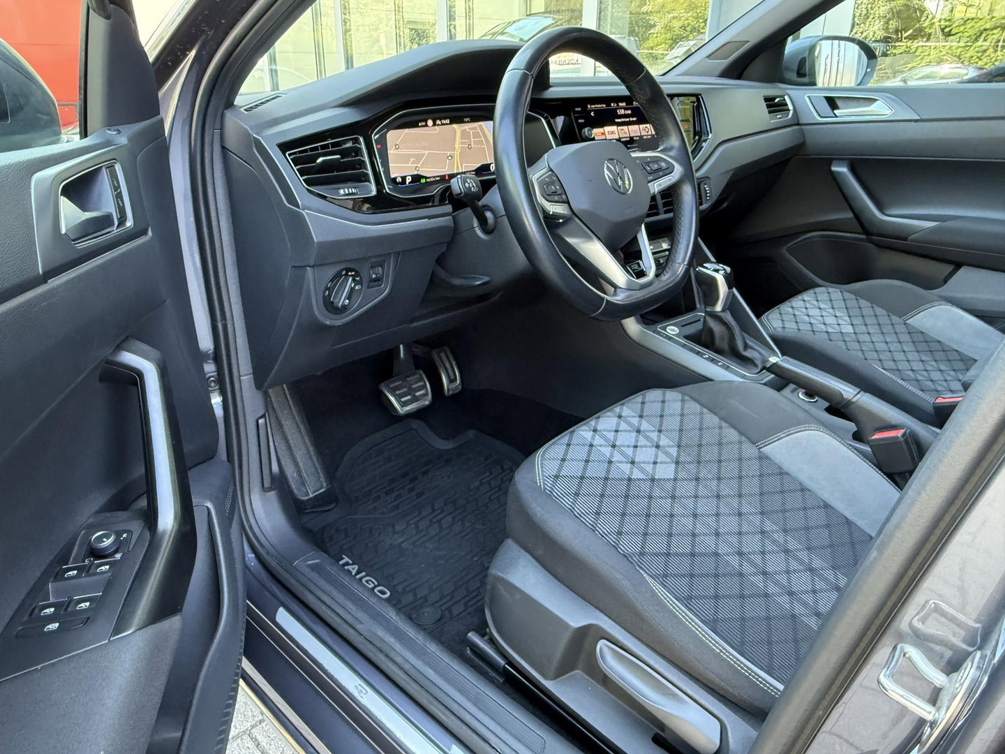 Volkswagen Taigo 1.0 TSI DSG R-Line |Pano|ACC|Virtual|Carplay|Cam|