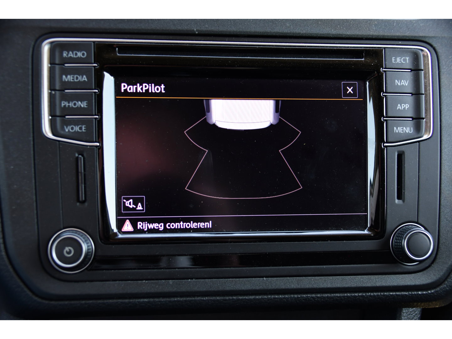 Volkswagen Caddy 2.0 TDI L1H1 PB Edition Adaptieve Cruise, Carplay, LED, Leder, 185pk, Sensoren, Multimedia, Automaat, Trekhaak, Voorruit verwarming, Uniek!