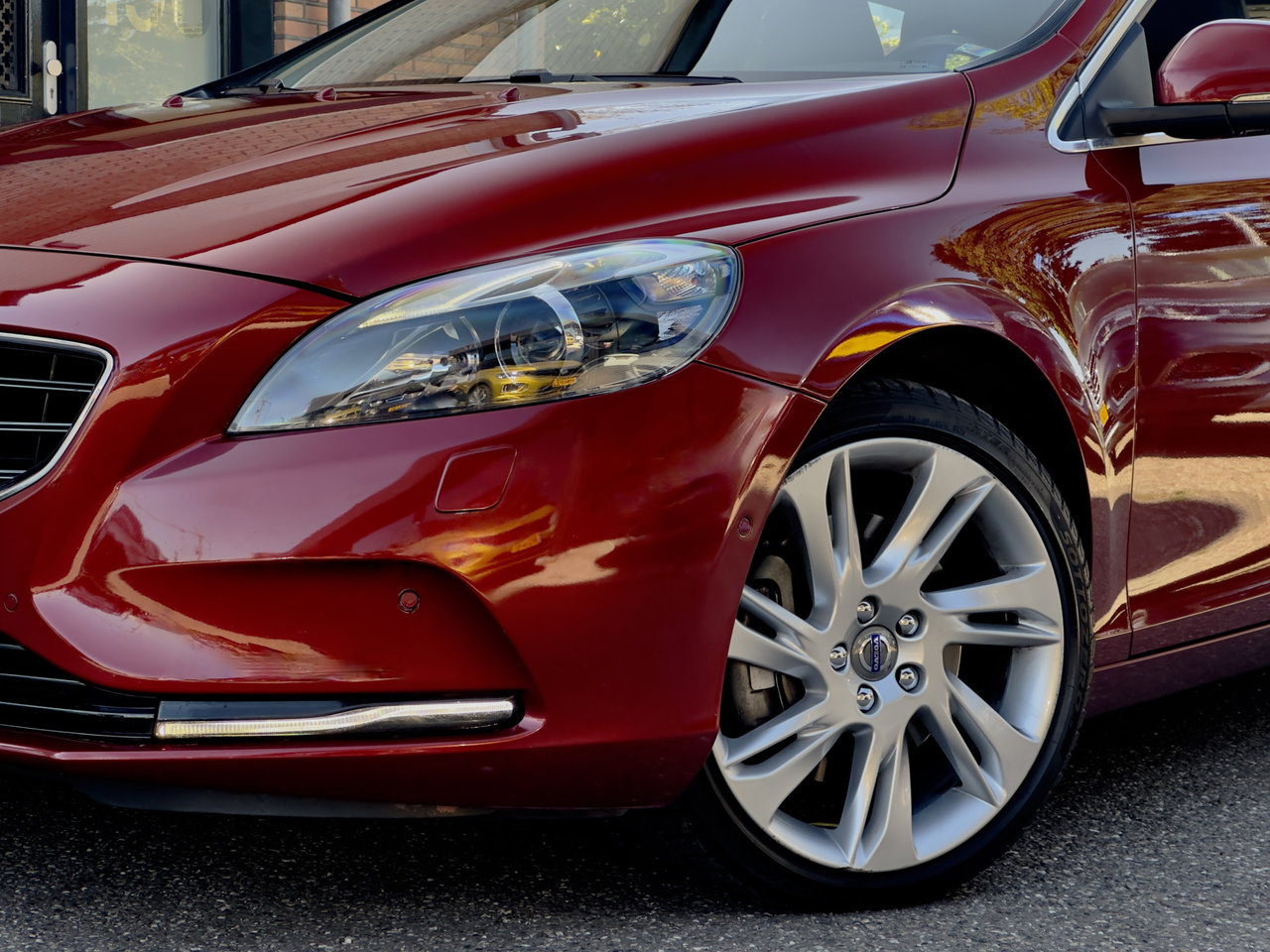 Volvo V40