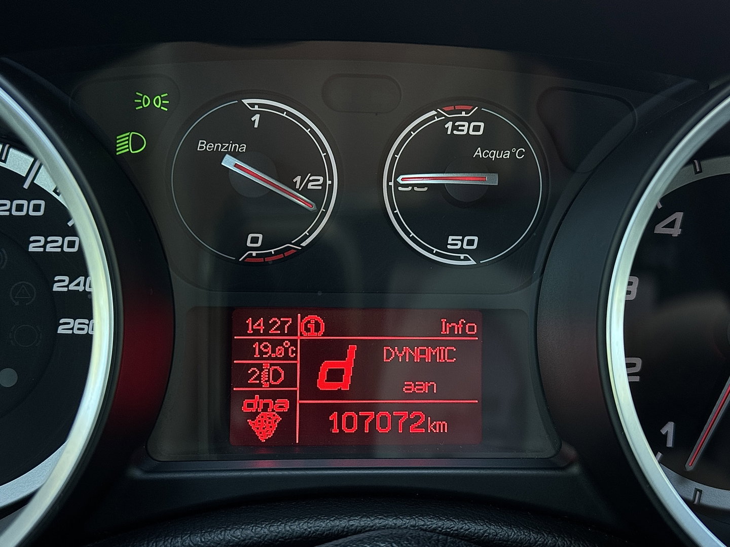 Alfa Romeo Giulietta 1.4 T Progression | Distributie vervangen bij 98912 KM | Apple Carplay | Android Auto | Cruise Control | Achteruitrijcamera | Parkeersensoren Achter | Airconditioning |