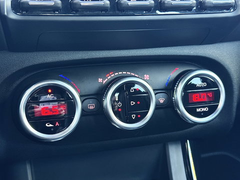 Alfa Romeo Giulietta 1.4 T Progression | Distributie vervangen bij 98912 KM | Apple Carplay | Android Auto | Cruise Control | Achteruitrijcamera | Parkeersensoren Achter | Airconditioning |