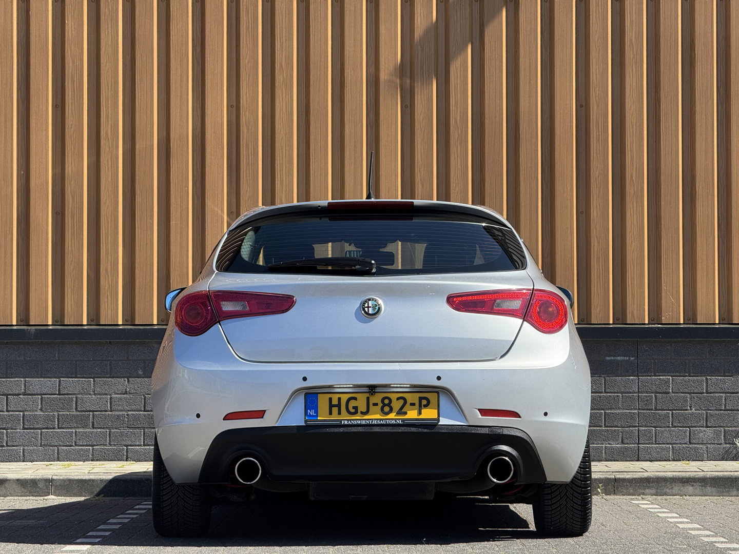 Alfa Romeo Giulietta 1.4 T Progression | Distributie vervangen bij 98912 KM | Apple Carplay | Android Auto | Cruise Control | Achteruitrijcamera | Parkeersensoren Achter | Airconditioning |
