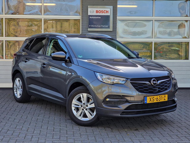 Opel Grandland X - 1.2 Turbo Business +|Trekhaak|Clima|PDC|Camera|Carplay|
